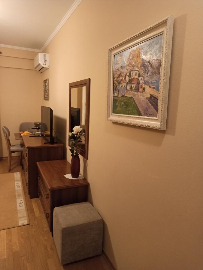 Home Sweet Rental Tirana Exterior foto
