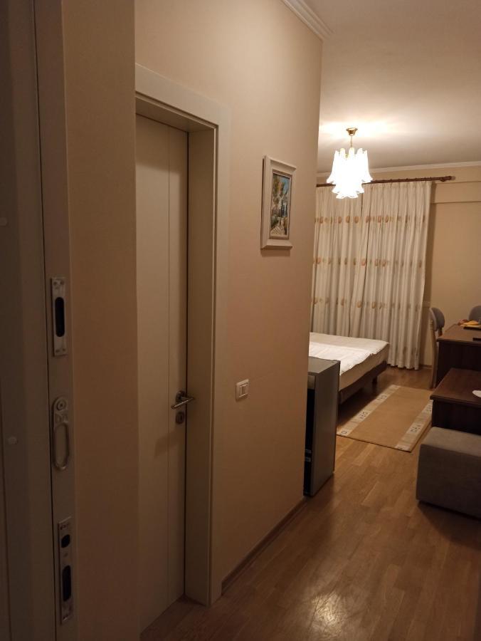 Home Sweet Rental Tirana Exterior foto